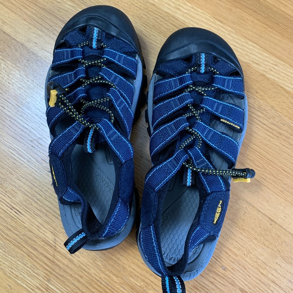 Keen H2 Newport Sandal - wmn 7.5/8; mens 6.5/7